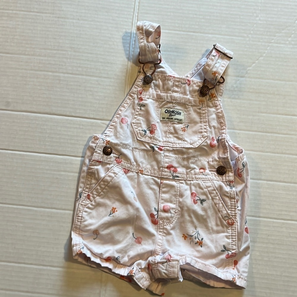 Oshkosh B’gosh-12 M-pink-cherry short overalls. Pockets, adjustable straps.